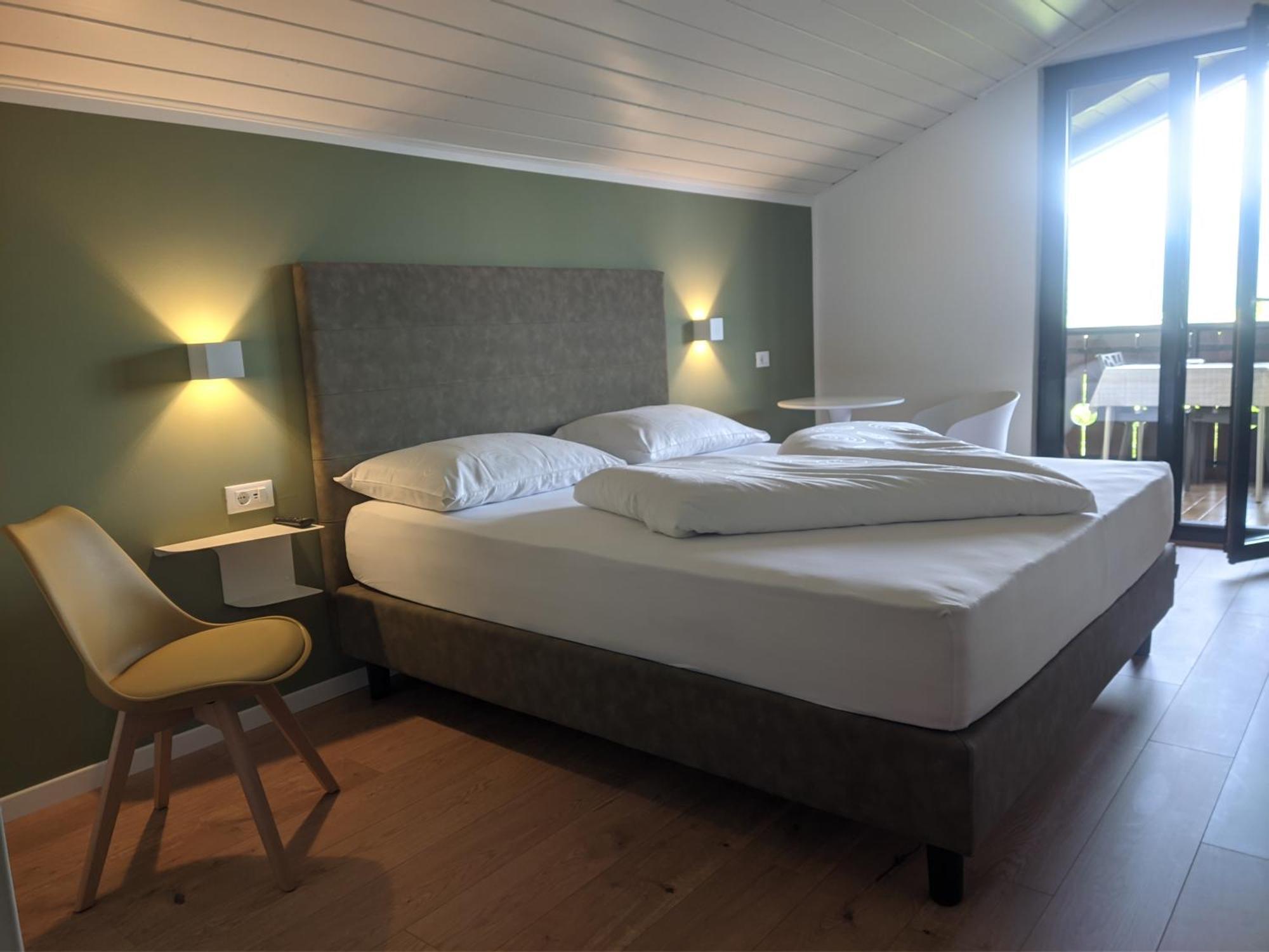 Garni Saltneregg Hotel Caldaro Exterior photo