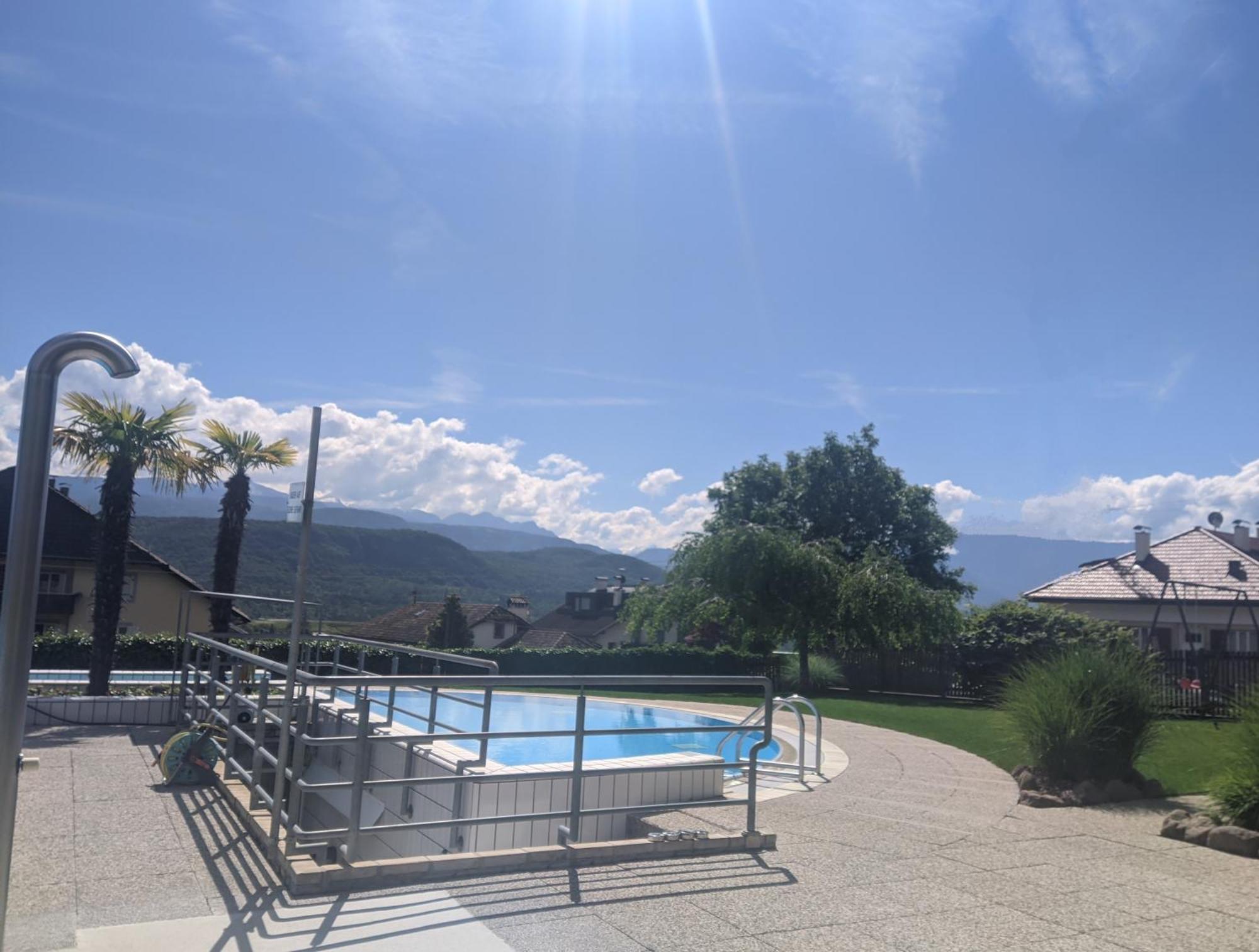Garni Saltneregg Hotel Caldaro Exterior photo