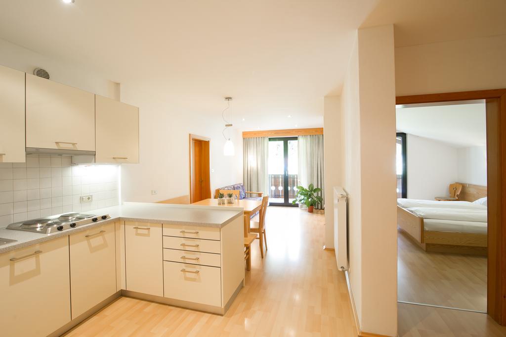 Garni Saltneregg Hotel Caldaro Exterior photo